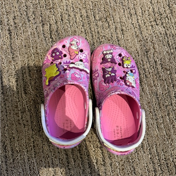 Hello kitty crocs size 11 YOUTH girls - Picture 4 of 6